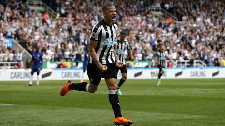 Steve Bruce Provides Injury Update on Dwight Gayle Ahead of International Break Steve Bruce Provides Injury Update on Dwight Gayle Ahead of International Break