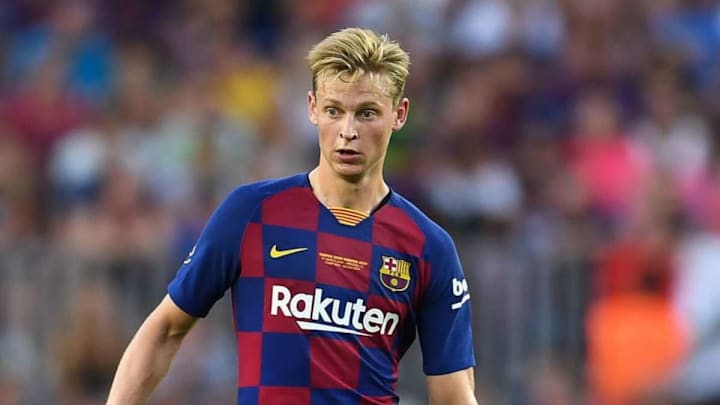 Busquets tiene que hacer magia si no quiere que De Jong le quite el puesto