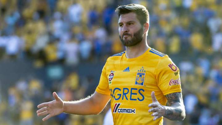 Harán estatua de Gignac afuera del Estadio Universitario