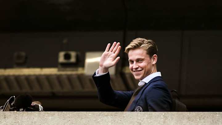 De Jong: "No espero ser titular en Barcelona" De Jong: "No espero ser titular en Barcelona"