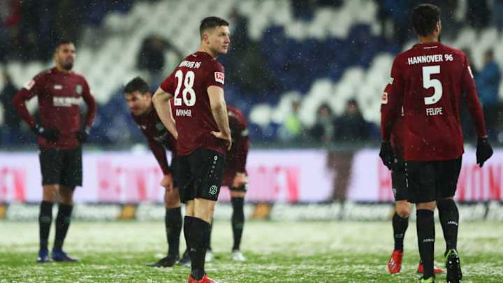 WATCH: Hannover's Genki Haraguchi Denied Sure Goal by Snow vs. Bayer Leverkusen