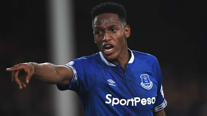 Yerry Mina Facing 'Minimum of 3 Weeks' Out After Suffering Hamstring Injury With Colombia