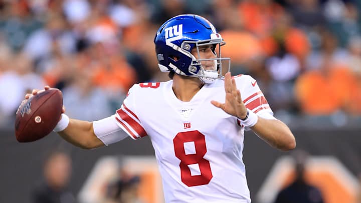 Rookie Quarterback Daniel Jones Fumbles in Giants Debut vs. Cowboys Rookie Quarterback Daniel Jones Fumbles in Giants Debut vs. Cowboys