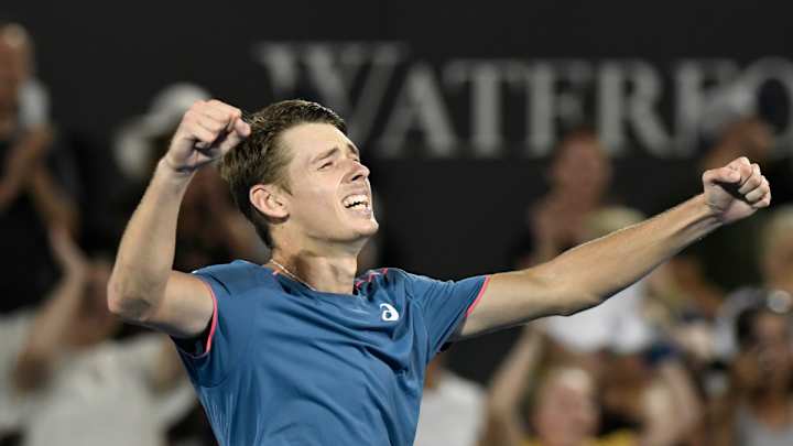 Kvitova Beats Barty, de Minaur Tops Seppi to Win Sydney International Titles Kvitova Beats Barty, de Minaur Tops Seppi to Win Sydney International Titles