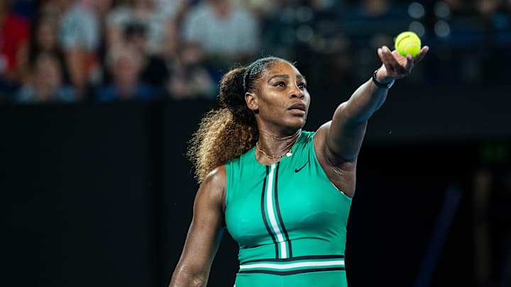 Serena Continues Impressive Form, Cruises Past Bouchard Into Third Round