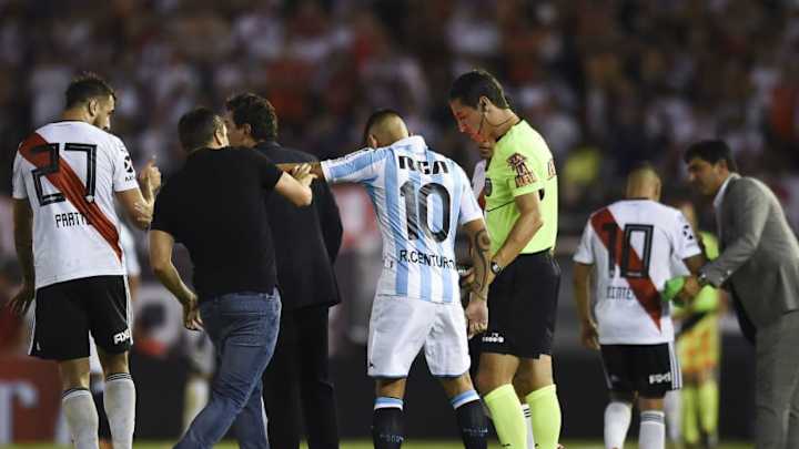 Si se va de Racing, Ricardo Centurión podría seguir su carrera en otro equipo de Argentina