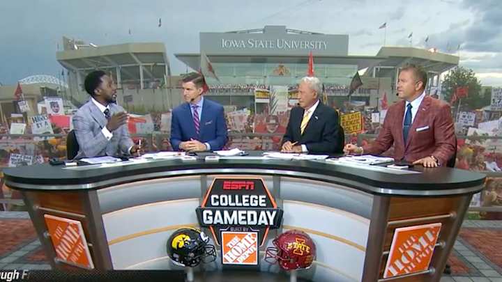 Best Signs From ESPN's 'College GameDay' Broadcast From Iowa-Iowa State Best Signs From ESPN's 'College GameDay' Broadcast From Iowa-Iowa State