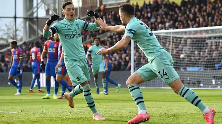 Granit Xhaka Says Mesut Ozil Will Be Key to Arsenal's Champions League Push This Season