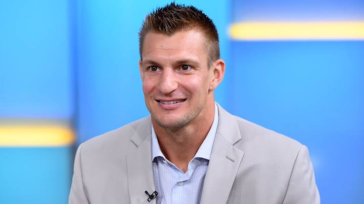 Rob Gronkowski Estimates He Suffered 'Nine Surgeries, 20 Concussions' Playing Football Rob Gronkowski Estimates He Suffered 'Nine Surgeries, 20 Concussions' Playing Football
