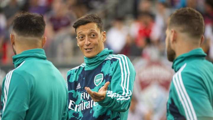 OFICIAL | El Arsenal presenta su segunda equipación