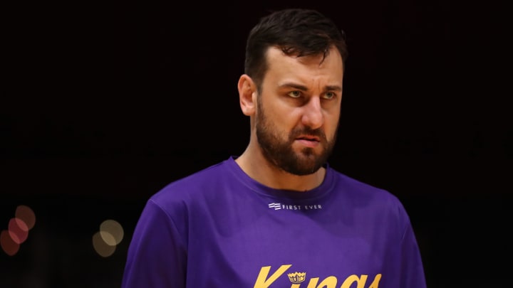 NBA Rumors: Warriors, 76ers Among Multiple Contenders to Pursue Andrew Bogut NBA Rumors: Warriors, 76ers Among Multiple Contenders to Pursue Andrew Bogut