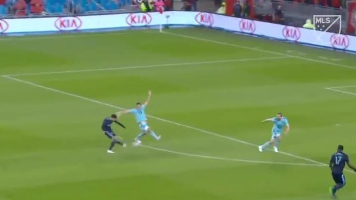 VIDEO: Jugador del Toronto FC Alejandro Pozuelo marcó dos goles en 110 segundos