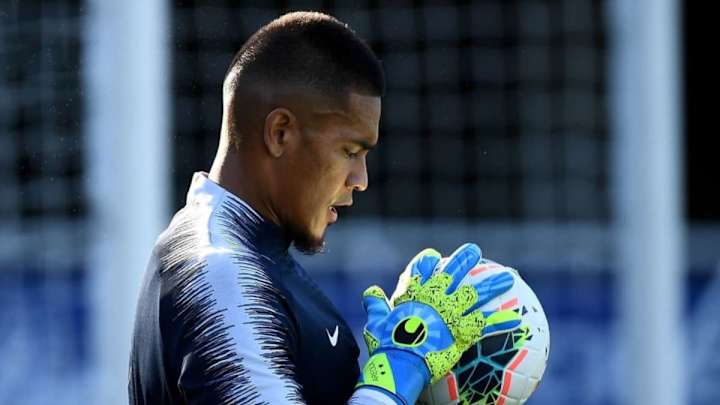 El Real Madrid comparte un vídeo con las mejores paradas de Areola...¡en el Villarreal!