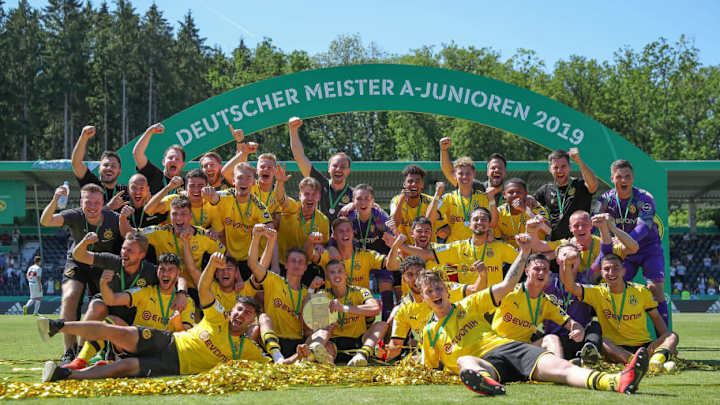 Borussia Dortmund: 5 of BVB's Best Youngsters Who Deserve a Shot at the First Team in 2019/20