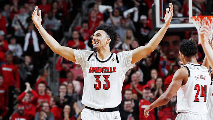 Tennessee Holds at No. 1 in AP Poll as Louisville Enters Top 15