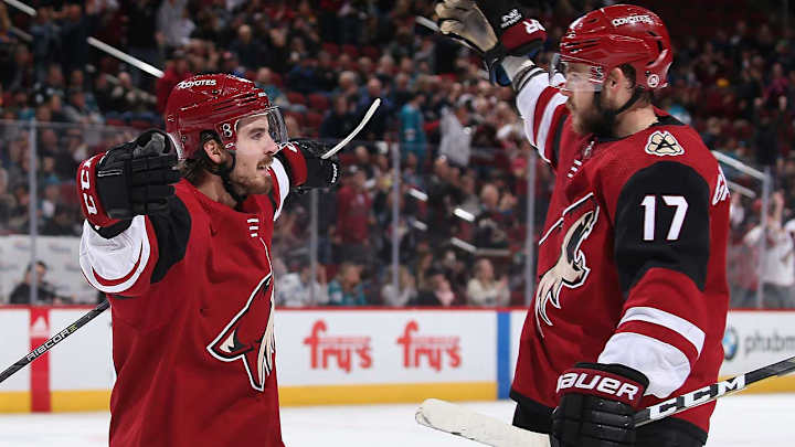 Coyotes Stop Sharks' Seven-Game Winning Streak