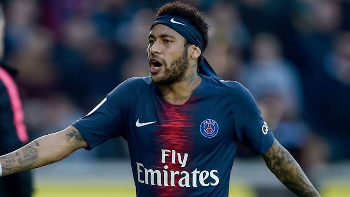 Neymar podría declararse en rebeldía para salir del PSG
