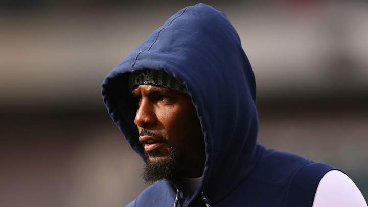 Dez Bryant on Kareem Hunt: 'Everybody Goes Through Problems'