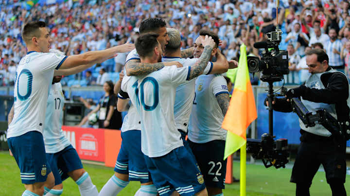 Argentina Avoids Disaster, Beats Qatar to Reach Copa America Quarterfinals