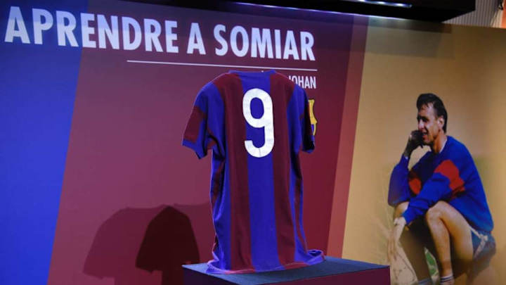 La estatua del Johan Cruyff en el Camp Nou se inaugurará un día antes que el  estadio con su nombre