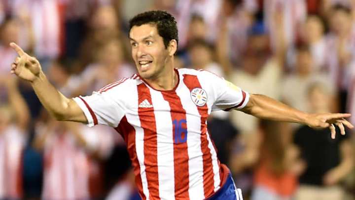 La leyenda del fútbol paraguayo Cristian Riveros elogia a su compatriota Richard Sánchez