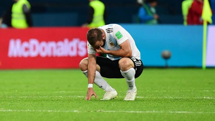 Gonzalo Higuain Announces Argentina Retirement, Hits Back at Criticism