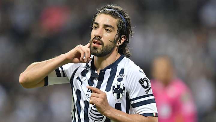 Rodolfo Pizarro sospecha que José Luis Higuera no salió realmente de Chivas Rodolfo Pizarro sospecha que José Luis Higuera no salió realmente de Chivas