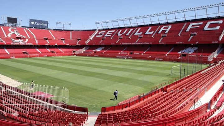Así quedó el estadio del Sevilla después de una gran granizada