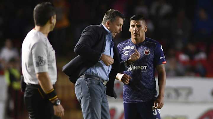 Veracruz ya no depende de sí mismo: si Lobos BUAP suma 11 puntos más, los Tiburones descenderán Veracruz ya no depende de sí mismo: si Lobos BUAP suma 11 puntos más, los Tiburones descenderán