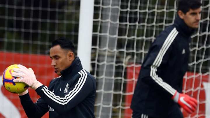 La estadística que demuestra que Keylor Navas se lo pone cada día más difícil a Courtois