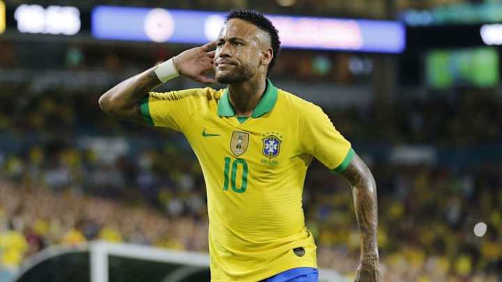 Neymar regresa a las canchas con Brasil anotando gol y dando una asistencia