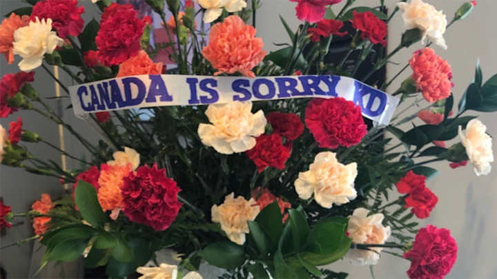 Raptors Fan Sends Flowers to Warriors to Apologize for Kevin Durant Injury Cheers