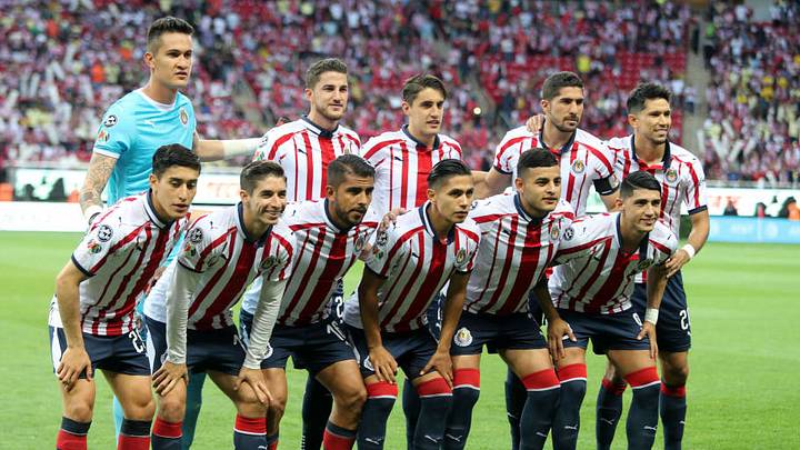 Chivas se enfrentaría a dos grandes de Europa en su gira por el Viejo Continente Chivas se enfrentaría a dos grandes de Europa en su gira por el Viejo Continente