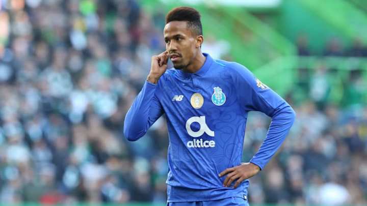 El Porto sancionó a  Militao por saltarse el código disciplinario