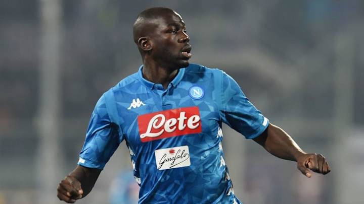 Manchester United Given Transfer Boost as Kalidou Koulibaly's Agent Plays Down Juventus Links Manchester United Given Transfer Boost as Kalidou Koulibaly's Agent Plays Down Juventus Links