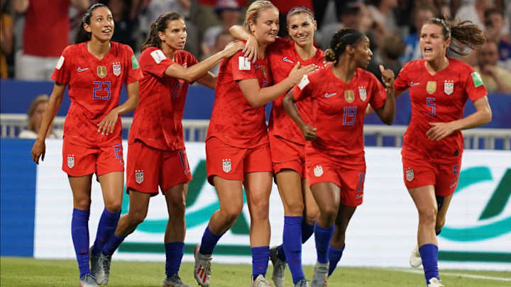 USA's Depth, Heroics on Display in Women's World Cup Semifinal Win vs. England