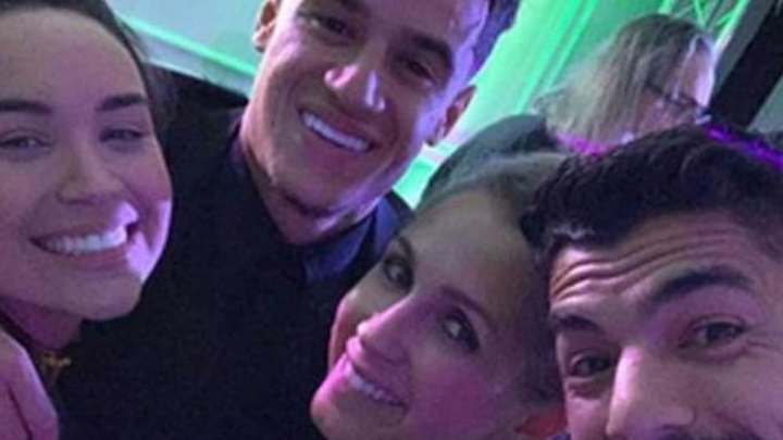 Los jugadores del Barcelona celebraron el cumpleaños de la mujer de Coutihno