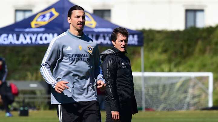 Guillermo Barros Schelotto quiere llevarse a "Nacho" Fernández a Estados Unidos