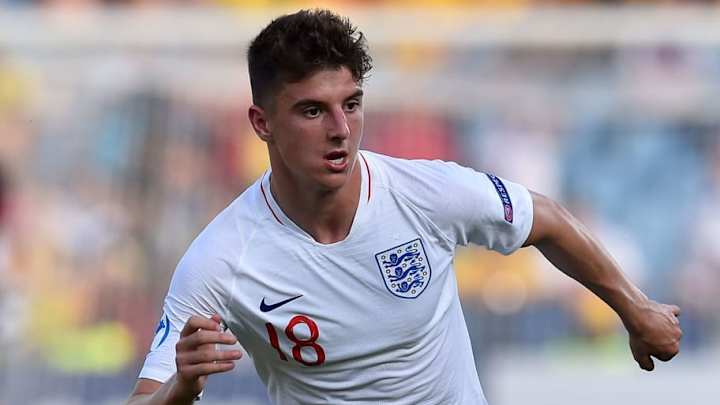 Rising Midfield Talent Mason Mount Signs New 5-Year Deal With Chelsea