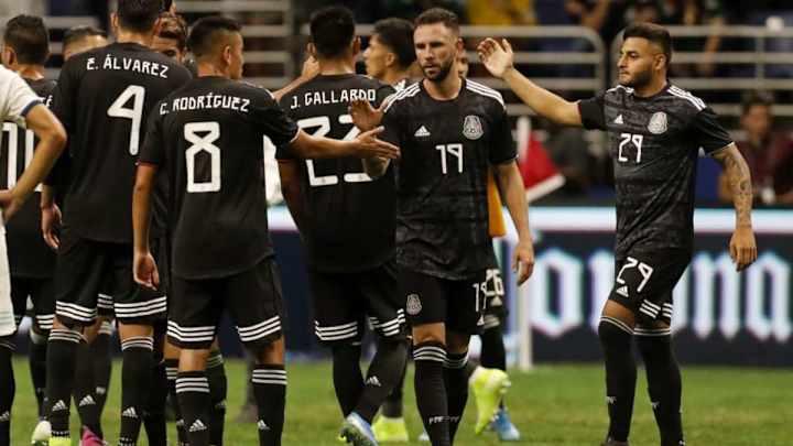 El periodismo deportivo debe de analizar lo que ocurre en la cancha y no fuera de ella El periodismo deportivo debe de analizar lo que ocurre en la cancha y no fuera de ella