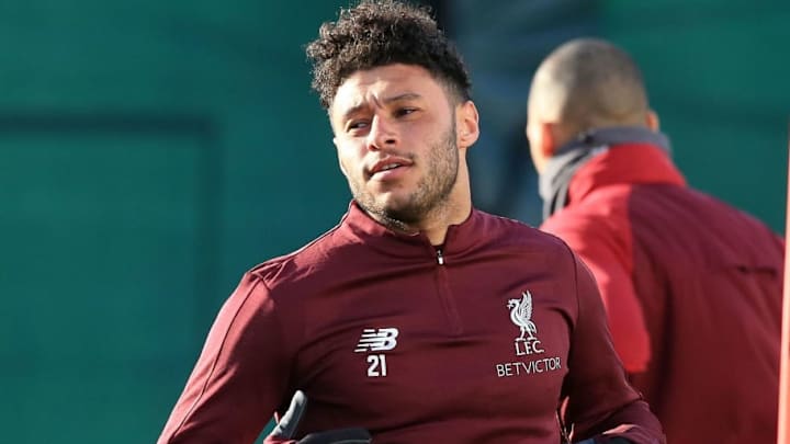 Alex Oxlade-Chamberlain Provides Liverpool Fans With Injury Update Ahead of Bayern Clash