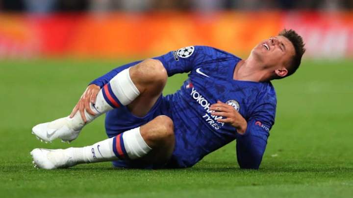 Chelsea Handed Timely Boost Following Mason Mount's Injury Scare Chelsea Handed Timely Boost Following Mason Mount's Injury Scare