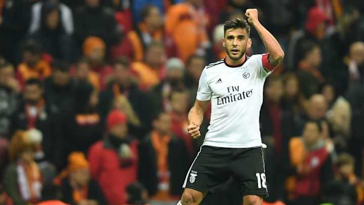 Eduardo Salvio enamora a los 'gamers' con su empresa que personaliza joysticks Eduardo Salvio enamora a los 'gamers' con su empresa que personaliza joysticks