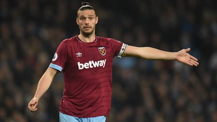 West Ham Announce Andy Carroll & Adrian Among Players to Leave the Club This Summer