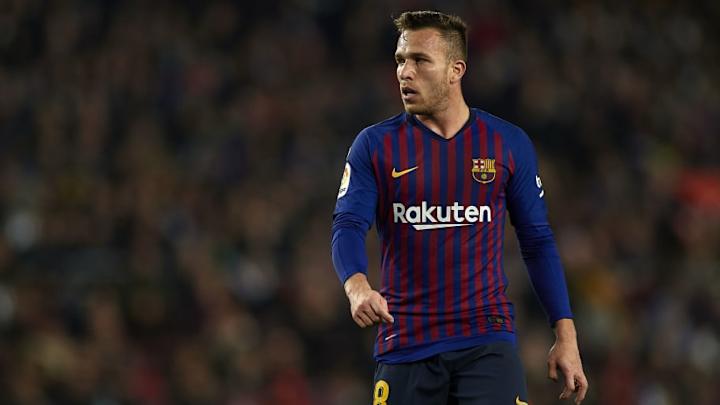 Ex del FC Barcelona critica sobre Arthur: "No me gusta el nivel al que está"