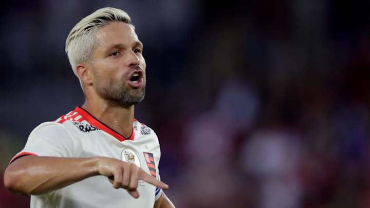 Orlando City busca contratar al veterano futbolista brasileño Diego