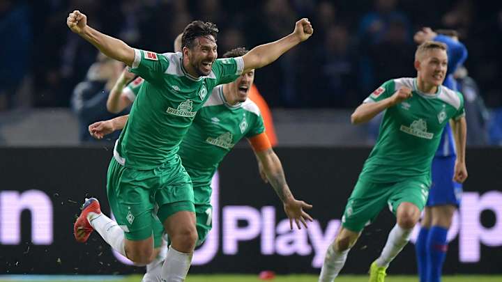WATCH: Claudio Pizarro Nets Late to Become Bundesliga's Oldest Goalscorer WATCH: Claudio Pizarro Nets Late to Become Bundesliga's Oldest Goalscorer