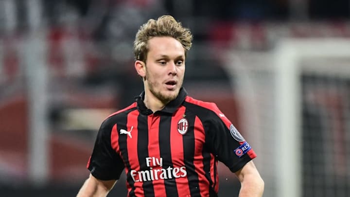 AC Milan's Alen Halilovic Completes Loan Move to Standard Liege With Option to Buy