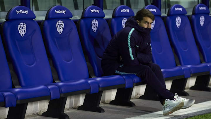 Denis Suarez Omitted From Barcelona Squad to Face Sevilla as Rumours of Arsenal Move Intensify