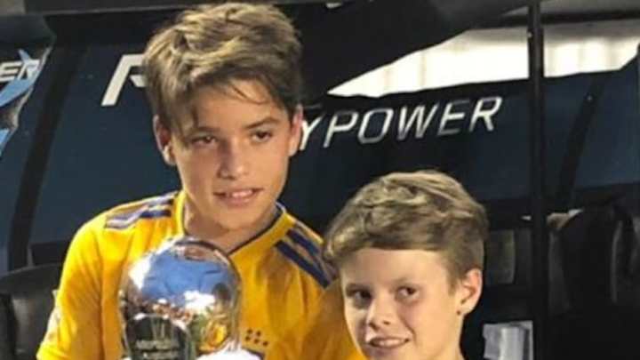 Rinden homenaje a Osvaldo Batocletti previo a la Ida de la Final del Clausura 2019